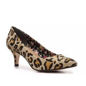 Anthropologie Seychelles Cheetah Print Kitten Heel